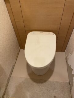 川崎市　トイレ交換　レストパル　トイレ脱着工事　作業前