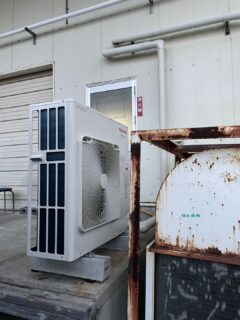 静岡県御殿場市　床置きエアコン　床置きパッケージエアコン　業務用エアコン　作業後