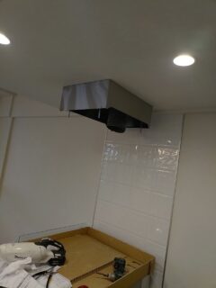 天吊りレンジフード 天吊りレンジフード センターフード型レンジフード レンジフード新規設置 レンジフード新設工事
