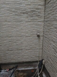 作業中 既存エコキュート撤去 東芝製エコキュート エコキュート エコキュート交換 給湯器交換 エコキュートから給湯器への交換 