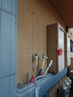 ガス給湯器交換 給湯器 配管カバー パロマ製 Paloma 24号給湯器